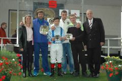 Siegerehrung mit Stefan Dobrev Radev, Bayarsaikhan Ganbat, Hans-Martin Schlebusch. Foto Gabriele Suhr